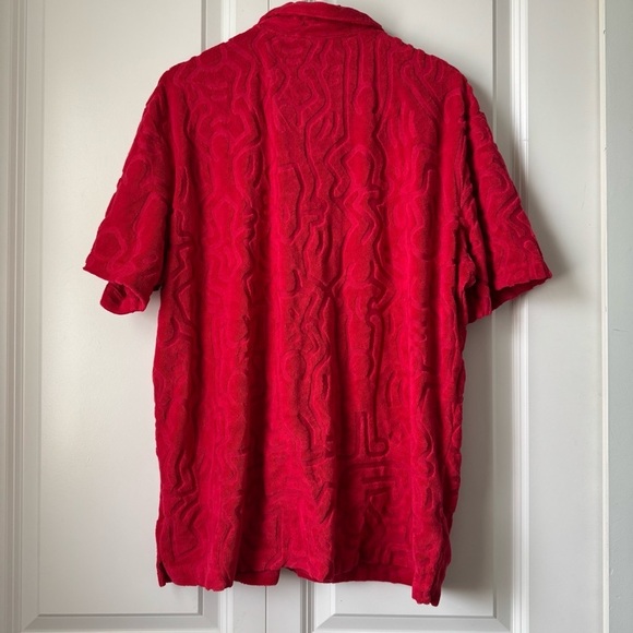 Keith Haring X Polo Shirt Mens Red Embossed Textured Print AOP Y2K Style H&M - Picture 8 of 8